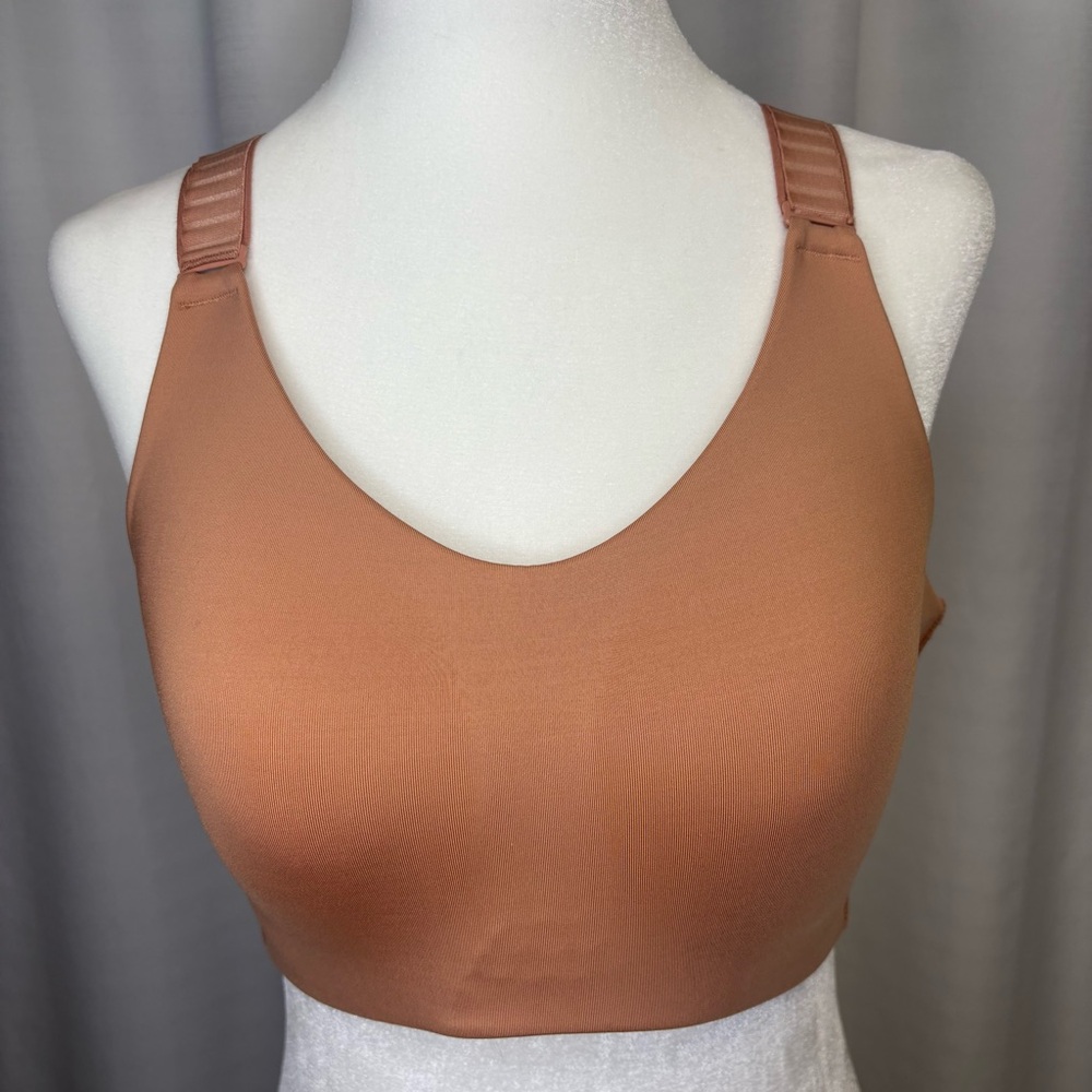 CALIA by Carrie Underwood-Give it your all crossback bra (either size Med or Lg)